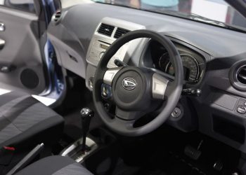 Cara Mengendarai Mobil Matic yang Baik dan Benar