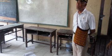 Mendikbud Kunjungi Sekolah Pasca Dibakar KKSB