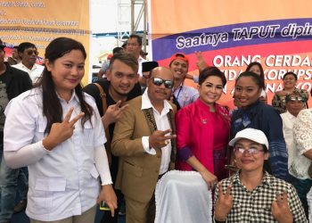 Artis Ibukota Menghibur Masyarakat Tapanuli Utara