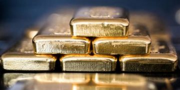 Harga Emas Batangan Antam Turun