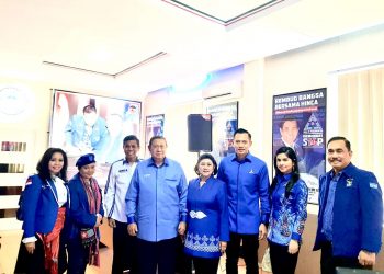 [Foto]: Ketua Umum DPP Partai Demokrat melakukan kunjungan kerja ke Sekretariat “Rumah Politik Hinca”,