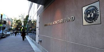 Pakistan Kaji Larangan Impor Untuk Hindari Bailout IMF