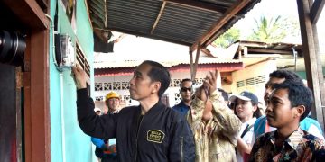 Presiden Pasang Listrik Gratis di Bogor