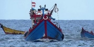 Perampok Ikan Kelas Dunia Ditangkap TNI Angkatan Laut