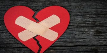 Putus Cinta? Ini Tipsnya Biar Bisa Cepat “Move On”