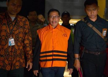 Bupati Cirebon Dituntut 7 Tahun Penjara Karena Jual Beli Jabatan