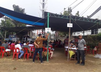 Lurah Sapa Masyarakat di TPS 08 Aek Nauli Siantar Selatan