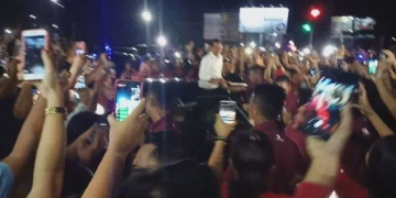 Komentar Jokowi Dicegat 9 Kali di Manado hingga Mobilnya Tak Bisa Jalan