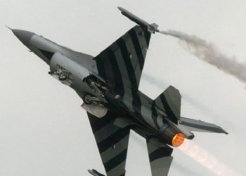 Jet Tempur F-16 Belanda Tertembak Pelurunya Sendiri