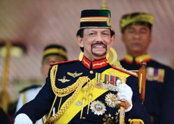 Sultan Brunei Tunda Penerapan Hukuman Mati Untuk LGBT