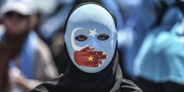 Aksi Bela Uighur di Hong Kong Berakhir Ricuh