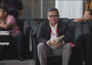 KPK Cecar Hasto soal Bukti Elektronik Para Tersangka Suap PAW
