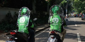 Gojek Mulai Uji Coba Pemasangan Sekat Pada Sepeda Motor, Nih Penampakannya