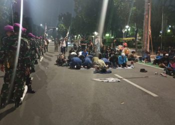 Prajurit Marinir Beruang Hitam, Turut Amankan Demo Tolak UU Cipta Kerja