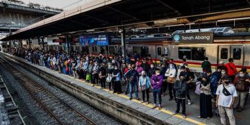 Penumpang Meningkat 5 Persen setelah Sepekan Operasional KRL Normal