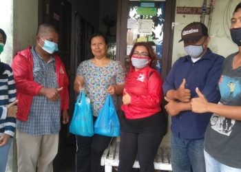 DPC PSI Batu Aji Bagikan Sembako bagi Warga terdampak Pandemi Covid-19