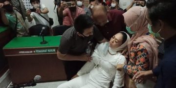 Penagih Utang Istri Polisi Pingsan Divonis Bebas