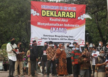 Respons Spanduk, KAMI Bantah Tunggangi Demo Omnibus Law