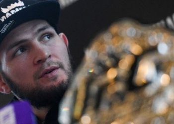 Khabib Sapa Gaethje dengan Tatapan Dingin: Apa Kabar Kawan?