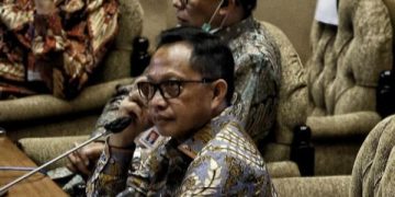 Tito Ingatkan Paslon: Percuma Menang Pilkada Jika Tersangka