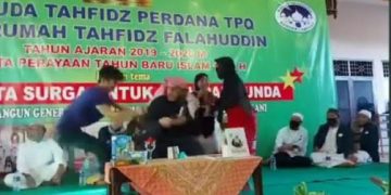 Sidang Perdana Kasus Penusukan Syekh Ali Jaber, Pelaku Didakwa dengan 6 Pasal Berlapis