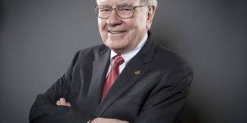 Warren Buffett Ungkap Kesalahan Orang Tua Mengajari Anak-Anak Tentang Uang