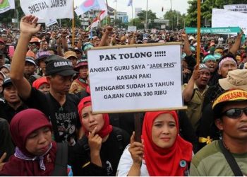 Jutaan Pendidik Non-PNS Terima Bantuan Subsidi Upah
