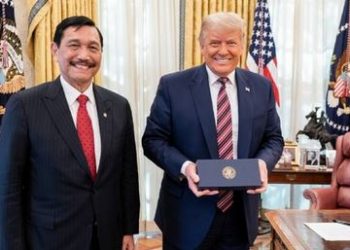 Luhut Diminta Mengikuti Prokes Setelah Bertemu Trump