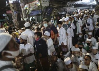 Massa di Acara Rizieq Tanpa Jarak dan Tak Semua Bermasker