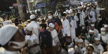 Massa di Acara Rizieq Tanpa Jarak dan Tak Semua Bermasker