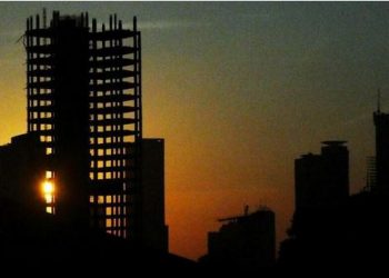 Ekonom: APBN 2021 Masih ‘Sakit’ Dampak Corona