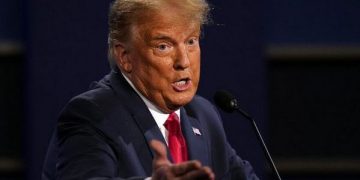 Jerat Hukum yang Hantui Trump jika Tak Jadi Presiden AS