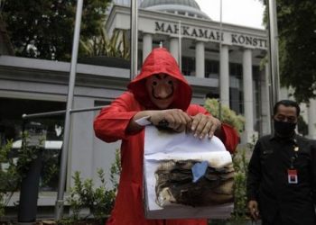 Sepakat Para Pakar Sebut UU Ciptaker Punya Cacat Serius