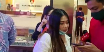 Soal Dana Raib Rp22 M, Winda Earl Harap Uangnya Kembali