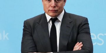 Elon Musk Sebut Manusia Injak Kaki di Mars Tahun 2026
