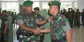 Jenazah Wakasad Herman Asaribab Diterbangkan Malam ini ke Papua, Dimakamkan di Tanah Kelahirannya