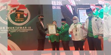Gelar Muktamar IX Virtual, PPP Sabet Penghargaan Rekor Muri