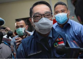 RK Sebut Mahfud MD Mesti Tanggung Jawab Soal Kerumunan Rizieq