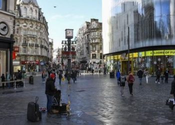 Cegah Corona Jenis Baru, WN Inggris Dilarang Masuk RI