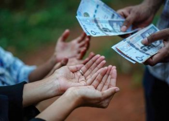 Pemerintah Minta Masyarakat Melapor Bila Ada Pemangkasan Bansos