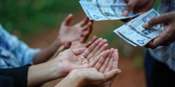 Pemerintah Minta Masyarakat Melapor Bila Ada Pemangkasan Bansos