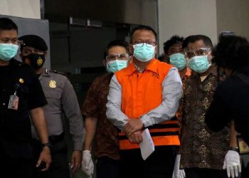 Edhy Prabowo Diduga Gunakan Uang Suap Ekspor Lobster untuk Bagi-bagi Mobil