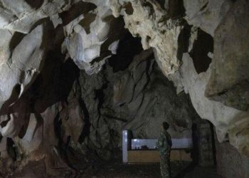 Diduga Asal Usul Covid-19, Gua Wanling Dijaga dan Ditutupi