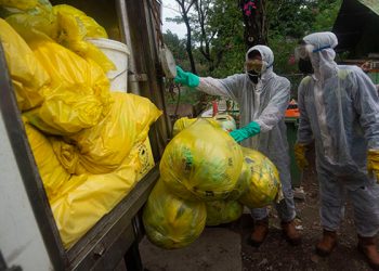 Selama Pandemi, Dinas LH DKI Musnahkan 1,5 Ton Limbah Masker