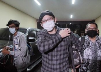 Usai Diperiksa Polisi, Abu Janda Sebut Ingin Temui Natalius Pigai