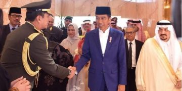 Jokowi Terima Gratifikasi Sebesar RP8,7 M