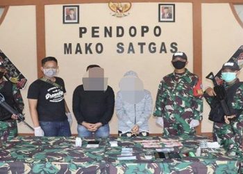 Sweeping Kendaraan, Satgas Pamtas Yonif 642 Berhasil Amankan Pelaku Pembawa Narkoba
