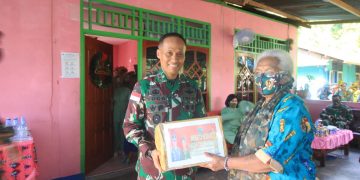 Selain Melaksanakan Kunjungan Kerja, Pangdam XVII/Cenderawasih Gelar Bakti Sosial di Kab. Kepulauan Yapen