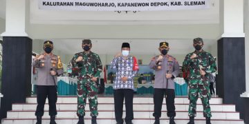 Panglima TNI dan Kapolri Tinjau Pelaksanaan PPKM Mikro di Yogyakarta