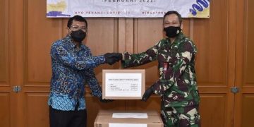 Puskes TNI Terima Donasi Material Kesehatan Covid-19